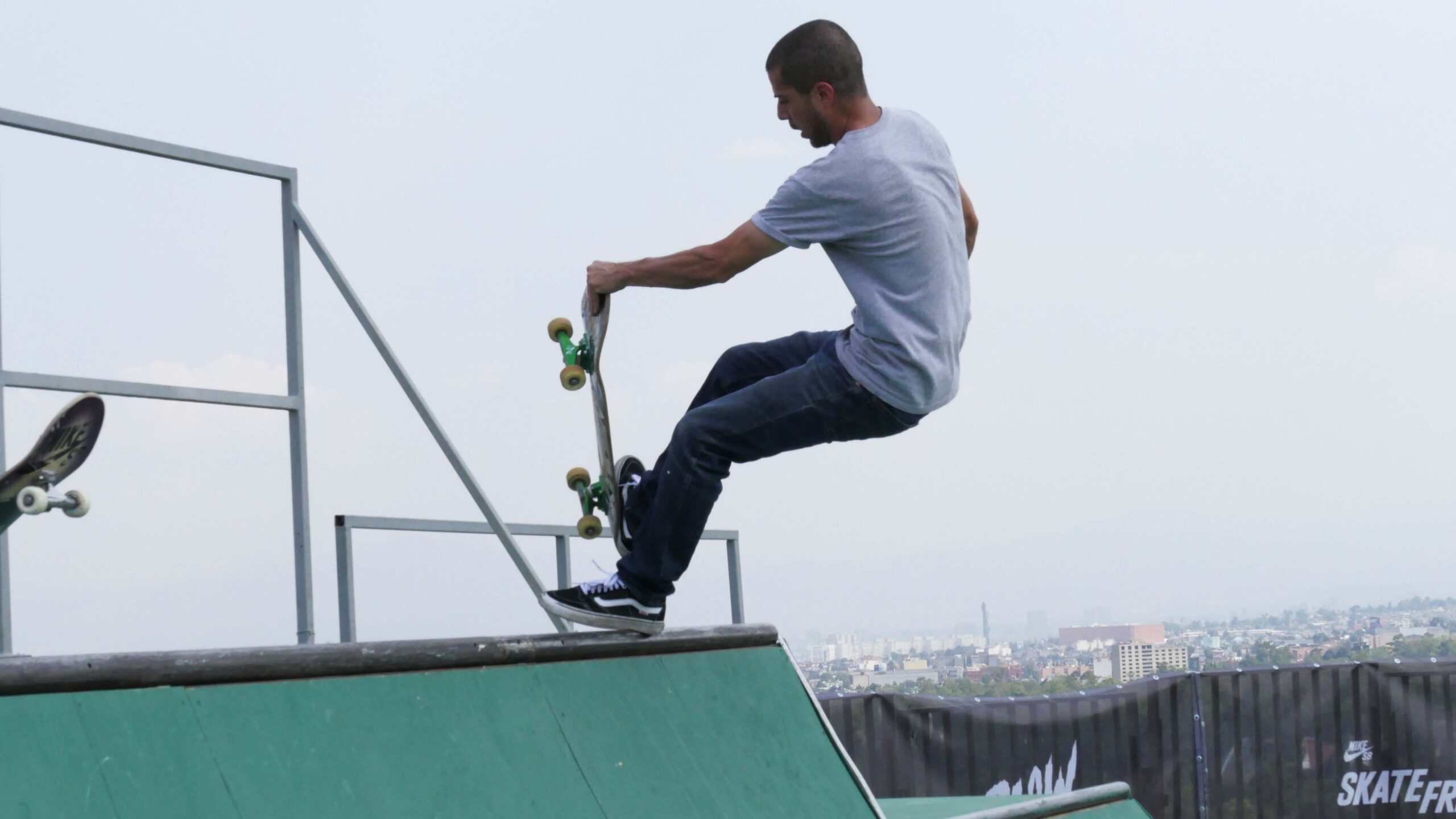 628e76bf822440390af863aa L1000448 copia