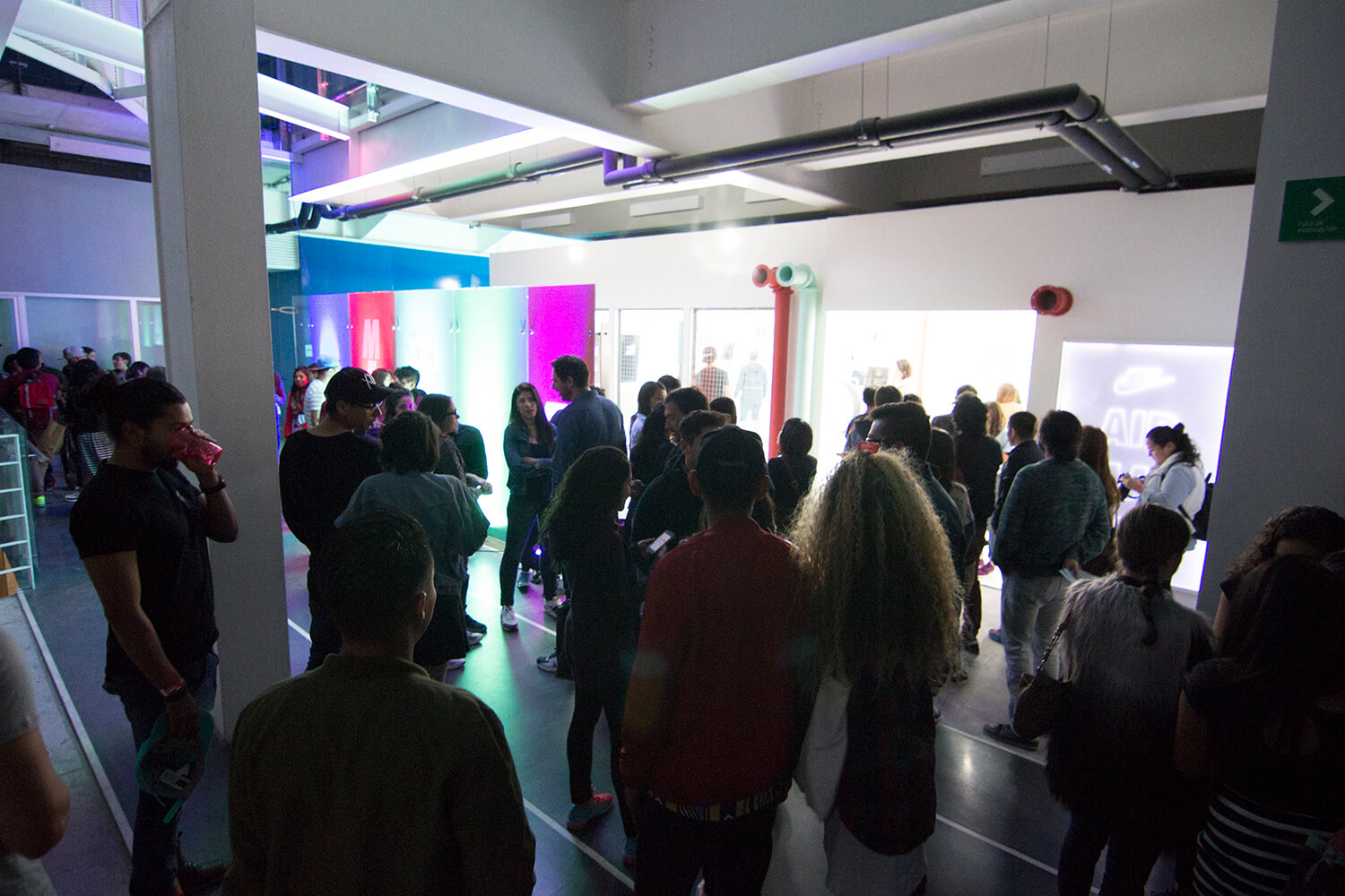 6290006a01ea3a690bd41bef AMD centro 73