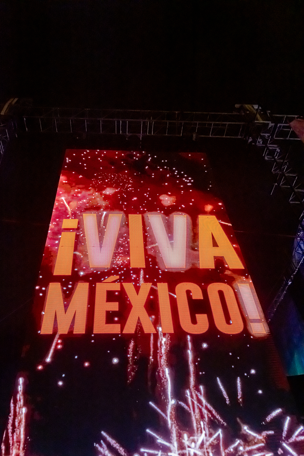 655fe870656cf48bb1694c83 VIVAFEST 065